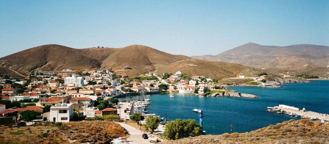 Αυτό είναι το ελληνικό νησί όπου το 30% των κατοίκων είναι πλούσιοι εφοπλιστές!